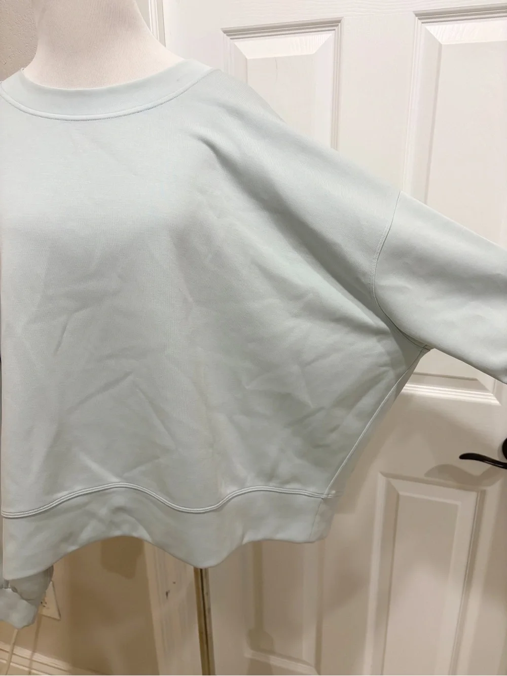 Lululemon Softstreme Perfectly Oversized Cropped Crew Sheer Blue Size 18/20 XXL